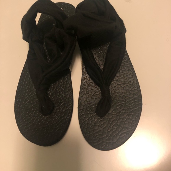 kids yoga sandals